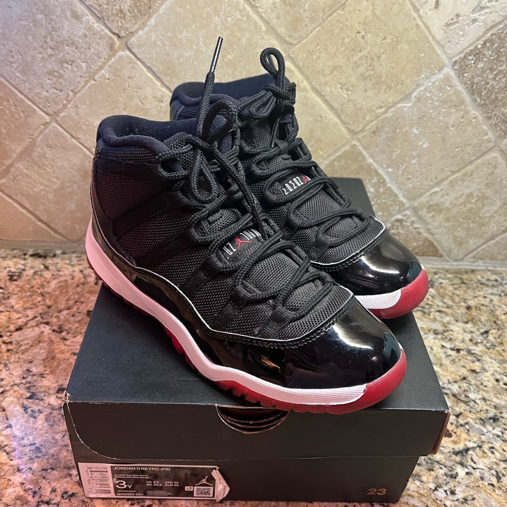 Jordan Retro 11 (ps) size 3y